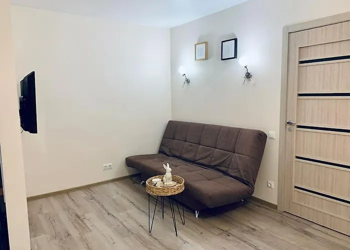 Platform 2 Apartment